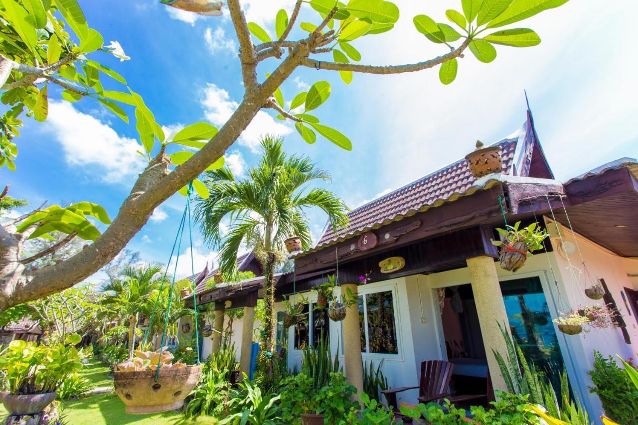 Andaman Bangtao Bay Resort Pantai Bang Tao Luaran gambar