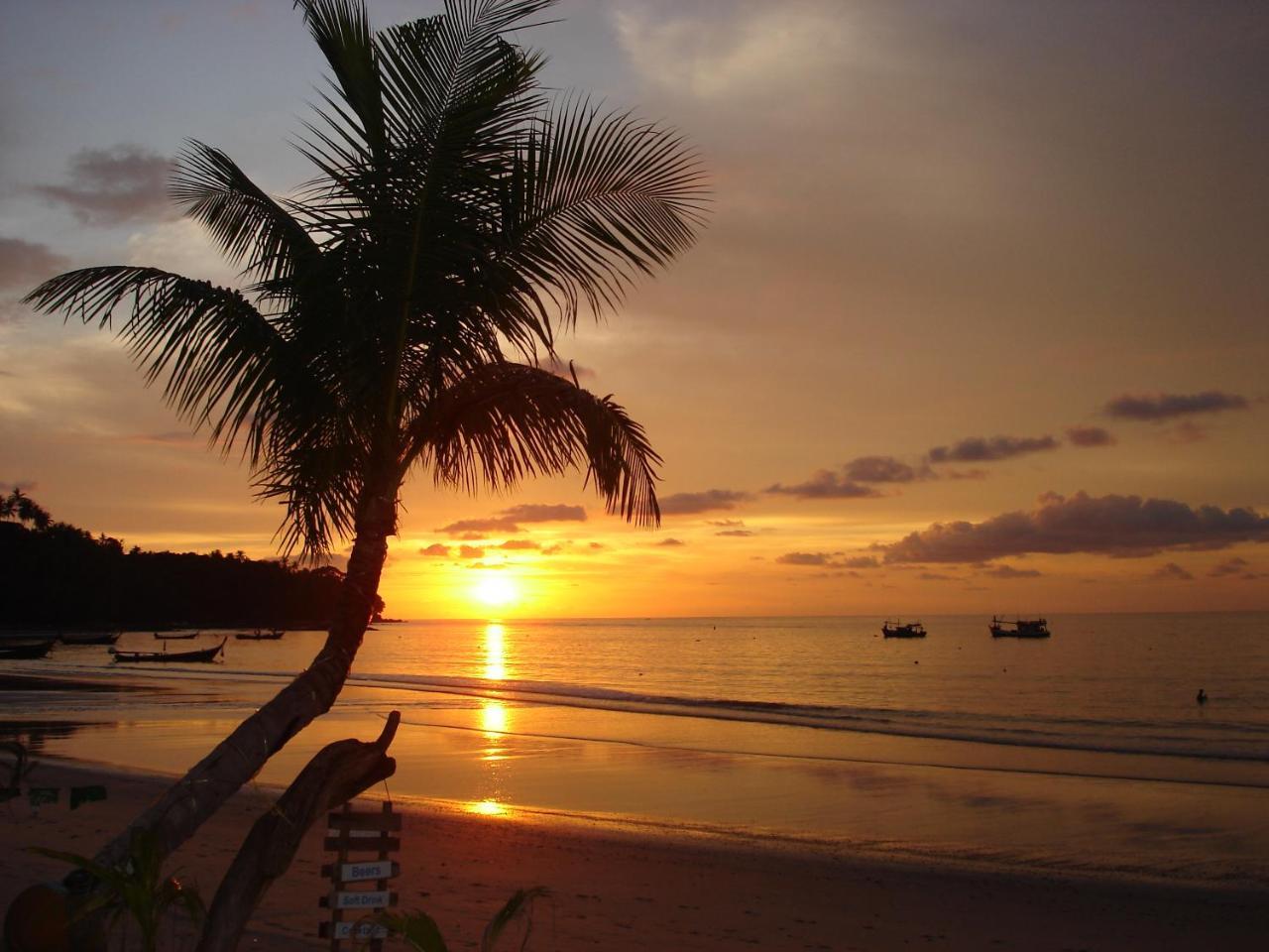 Andaman Bangtao Bay Resort Pantai Bang Tao Luaran gambar